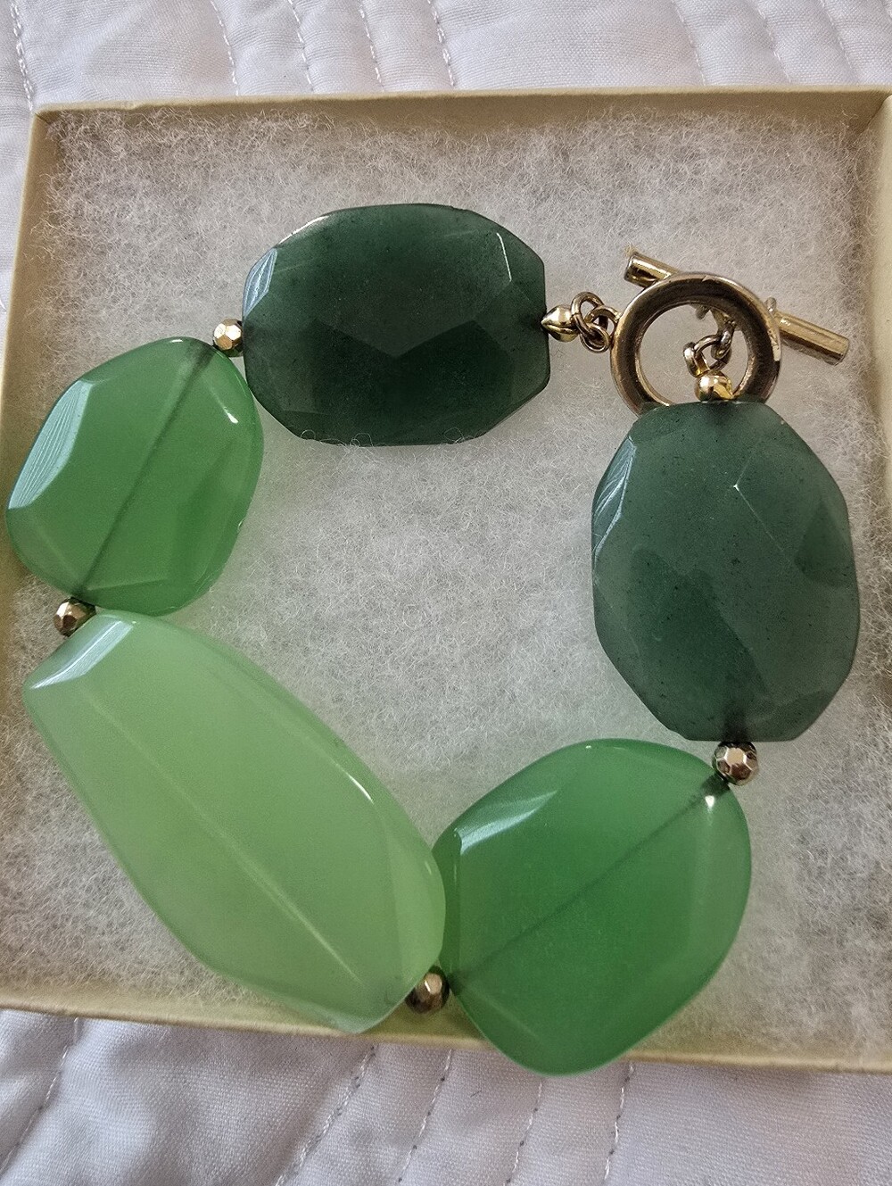 VINTAGE RALPH LAUREN MARKET JADE LIKE GOLD TONED BRACELET STATEMENT PIECE.
